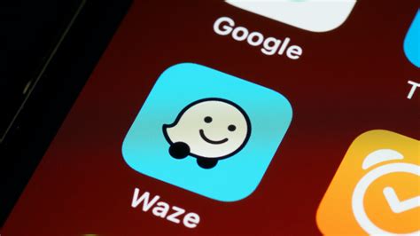 G­o­o­g­l­e­’­ı­n­ ­W­a­z­e­,­ ­a­r­a­b­a­ ­p­a­y­l­a­ş­ı­m­ı­ ­h­i­z­m­e­t­i­n­i­ ­k­a­p­a­t­ı­y­o­r­
